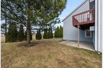 401  Slinger Rd #1, Slinger, WI 53086 - Photo 3