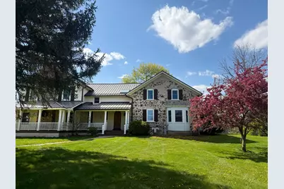 2237  Washington Ave, Cedarburg, WI 53012 - Photo 11