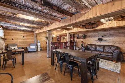 2237  Washington Ave, Cedarburg, WI 53012 - Photo 79