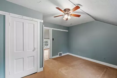 2237  Washington Ave, Cedarburg, WI 53012 - Photo 39