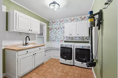2237  Washington Ave, Cedarburg, WI 53012 - Photo 17