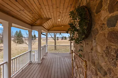 2237  Washington Ave, Cedarburg, WI 53012 - Photo 7