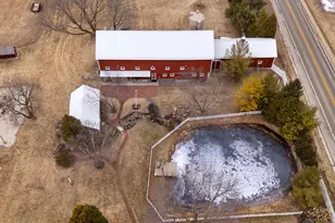 2237 Washington Ave, Cedarburg, WI 53012 - Photo 107