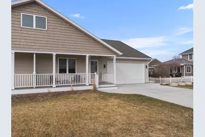 558  Pickett St St, Plymouth, WI 53073 - Photo 3