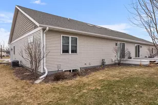 558 Pickett St St, Plymouth, WI 53073 - Photo 27