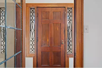 8202 W Woodland Ave, Wauwatosa, WI 53213 - Photo 3