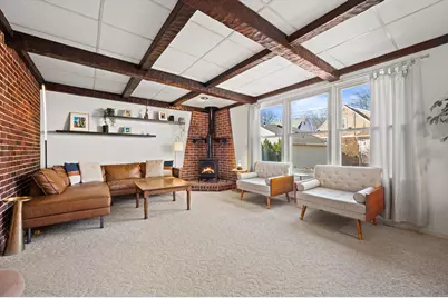 8202 W Woodland Ave, Wauwatosa, WI 53213 - Photo 15