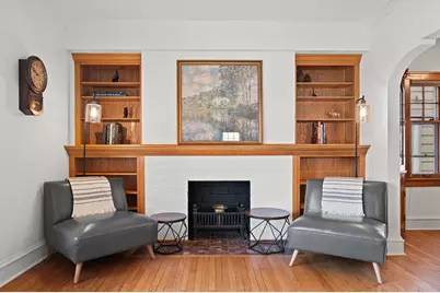 8202 W Woodland Ave, Wauwatosa, WI 53213 - Photo 7