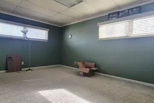 636 N 25th St, Sheboygan, WI 53081 - Photo 9