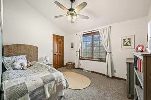 N51W16948 Fair Oak Pkwy, Menomonee Falls, WI 53051 - Photo 27