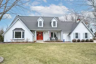 N51W16948 Fair Oak Pkwy, Menomonee Falls, WI 53051 - Photo 1