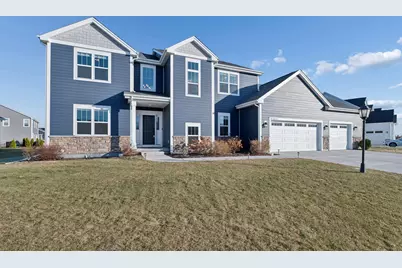 W139N6328  Bridal Wreath Ln, Menomonee Falls, WI 53051 - Photo 3