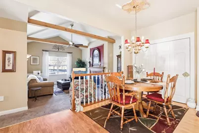 8648 S Roxbury Way, Oak Creek, WI 53154 - Photo 19