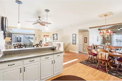 8648 S Roxbury Way, Oak Creek, WI 53154 - Photo 25