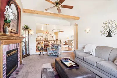 8648 S Roxbury Way, Oak Creek, WI 53154 - Photo 7