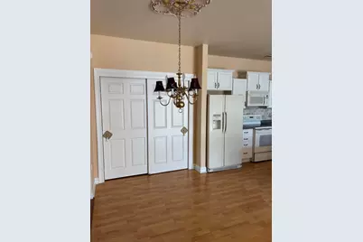 8648 S Roxbury Way, Oak Creek, WI 53154 - Photo 21