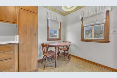 1716  Norma Ct, Sheboygan, WI 53081 - Photo 9