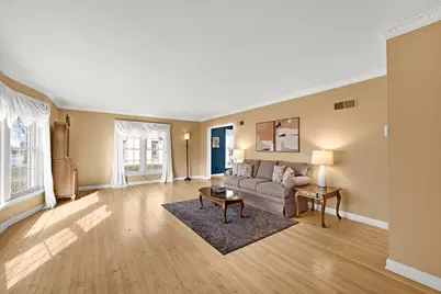 3220 S 44th St, Greenfield, WI 53219 - Photo 11