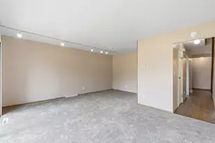 9156 N 70th St, Milwaukee, WI 53223 - Photo 5