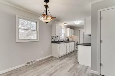 1329  Johnson St, Onalaska, WI 54650 - Photo 11