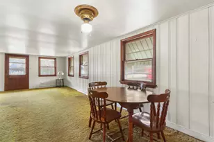 W1375 Glenwood Rd, Bloomfield, WI 53147 - Photo 5