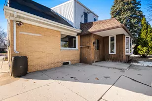 2014 Markham St, Manitowoc, WI 54220 - Photo 33