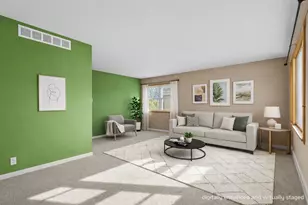 2014 Markham St, Manitowoc, WI 54220 - Photo 3