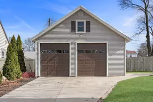 1502 E Tripoli Ave, Milwaukee, WI 53207 - Photo 3