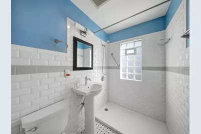 1502 E Tripoli Ave, Milwaukee, WI 53207 - Photo 17