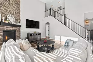 1425 Isabel Ln, Burlington, WI 53105 - Photo 11