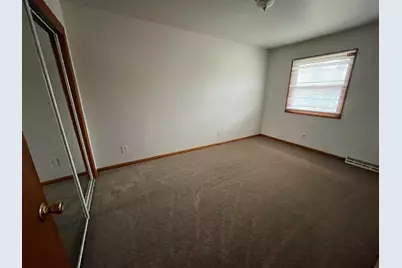 8142 W Howard Ave, Milwaukee, WI 53220 - Photo 9