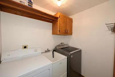 305 E Forest Hill Ave, Oak Creek, WI 53154 - Photo 15