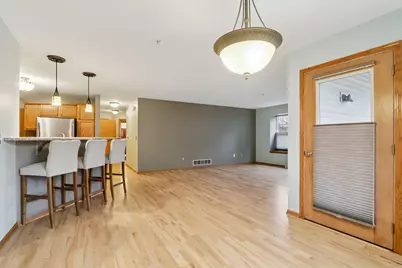 7011 W Rawson Ave, Franklin, WI 53132 - Photo 11