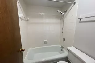 6167 W Cold Spring Rd, Greenfield, WI 53220 - Photo 7