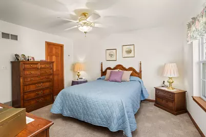 N96W14204  Knollcrest Ct, Germantown, WI 53022 - Photo 15