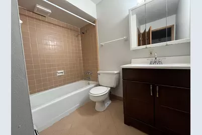 3809 S 35th St, Greenfield, WI 53221 - Photo 7