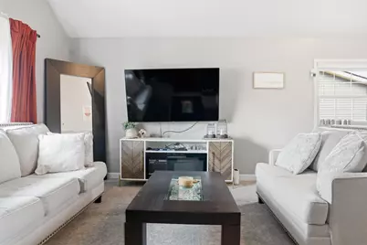 3227  14th Pl, Kenosha, WI 53144 - Photo 3