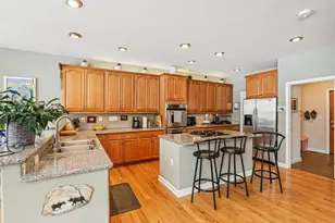 1274 Gullane Ct, Geneva, WI 53147 - Photo 11