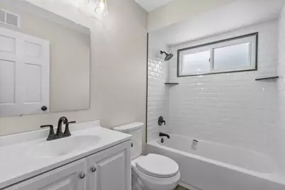 4655 N 20th St, Milwaukee, WI 53209 - Photo 7