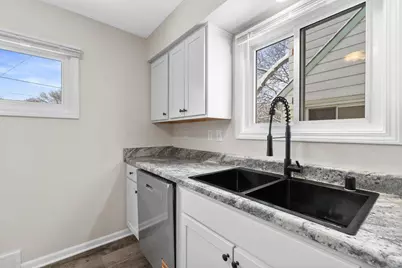 4655 N 20th St, Milwaukee, WI 53209 - Photo 5