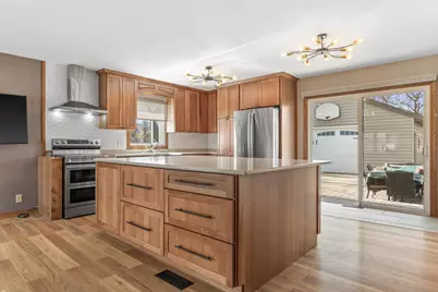 8204  15th Ave, Kenosha, WI 53143 - Photo 7