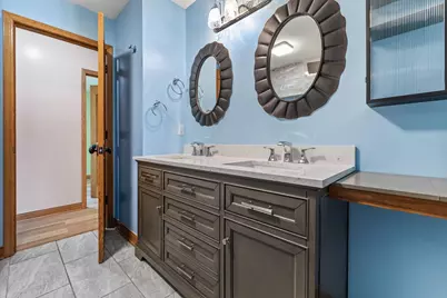 8204  15th Ave, Kenosha, WI 53143 - Photo 15