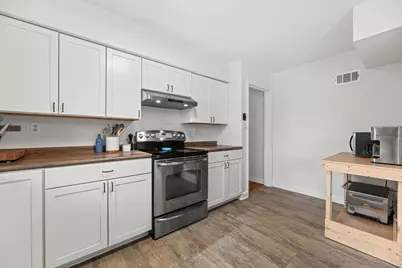 1170  Forest Ln, Brookfield, WI 53005 - Photo 11