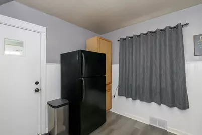 1219 S 90th St, West Allis, WI 53214 - Photo 35