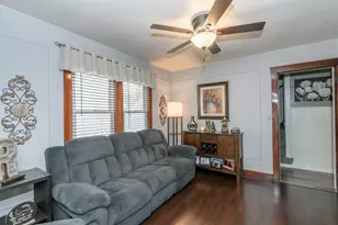 1219 S 90th St, West Allis, WI 53214 - Photo 21