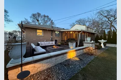 313 W Van Norman Ave, Milwaukee, WI 53207 - Photo 13