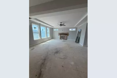 617  Talbots Woods Dr, Dousman, WI 53118 - Photo 5