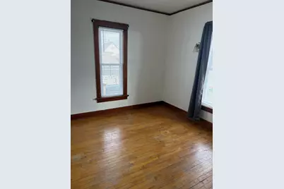 417 N 5th St, Manitowoc, WI 54220 - Photo 3