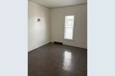 417 N 5th St, Manitowoc, WI 54220 - Photo 7