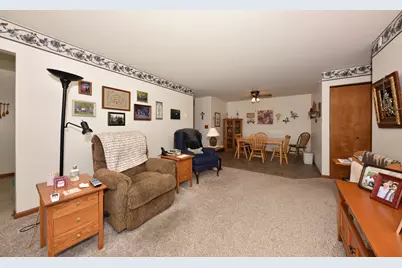 530 N Silverbrook Dr #D307, West Bend, WI 53090 - Photo 3